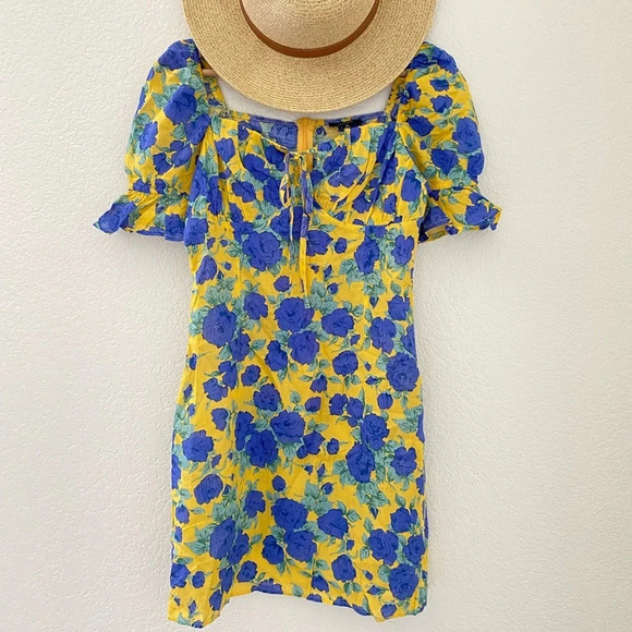 Floral Peplum Mini Dress with Ruffle Sleeves - Picture 3 of 4